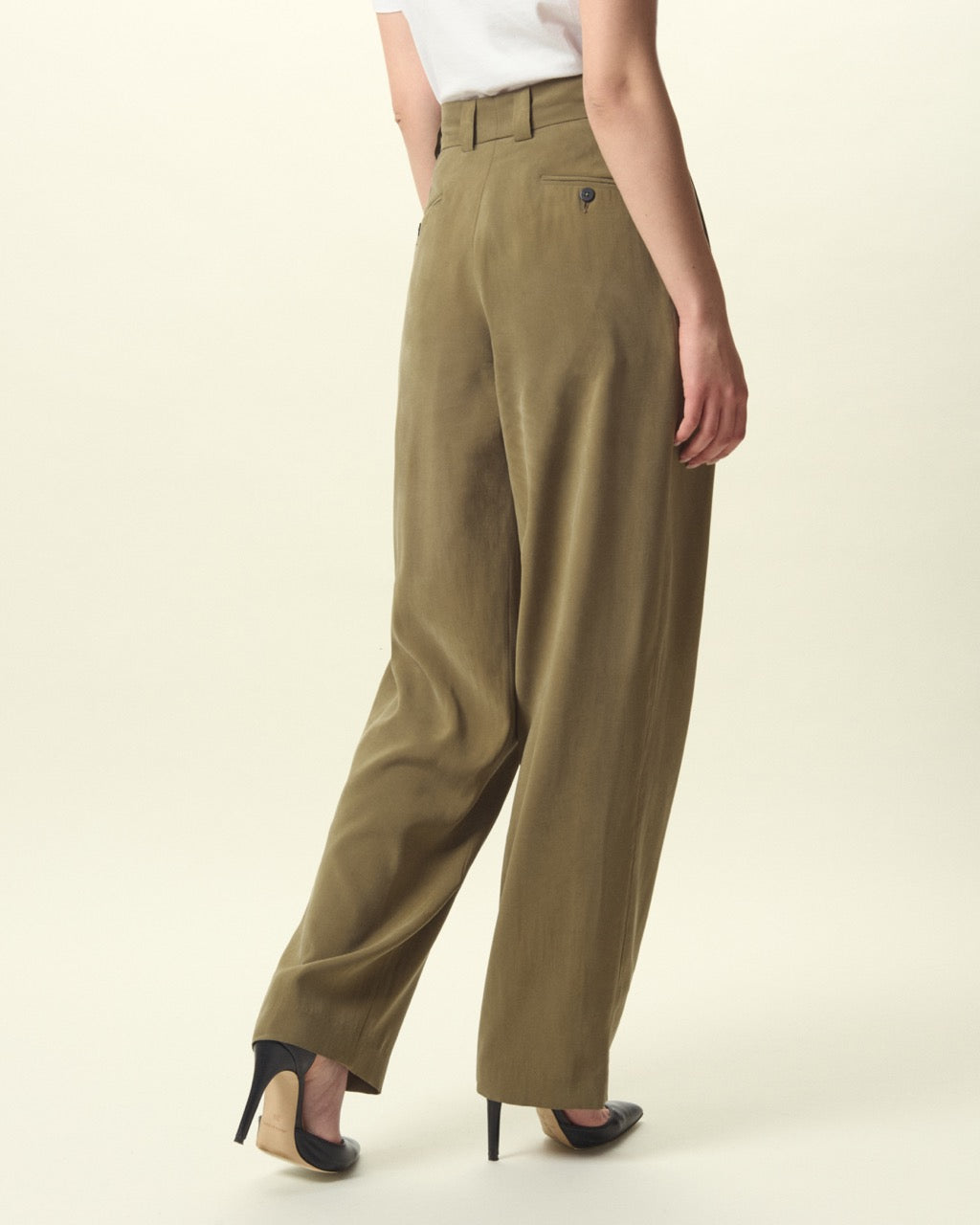 Aria Women Pants
